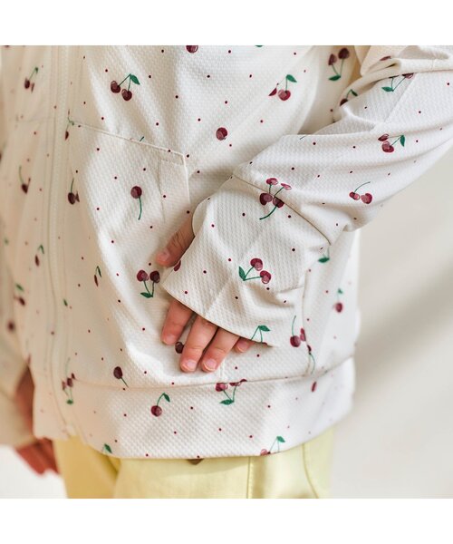 apres les cours(アプレレクール)の「【UVカット】ひんやりUVパーカー(パーカー・キッズ・アイボリー/サックスブルー/ラベンダー・80/90/100/110/120/130)」の7枚目の写真