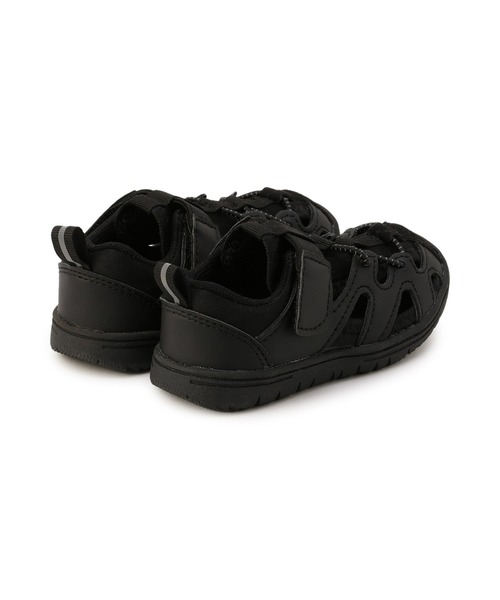 Ampersand（アンパサンド）の「Ampersand/アンパサンド 水抜きサンダル（サンダル・キッズ・ブラック/ホワイト・20/18/19）」の7枚目の写真