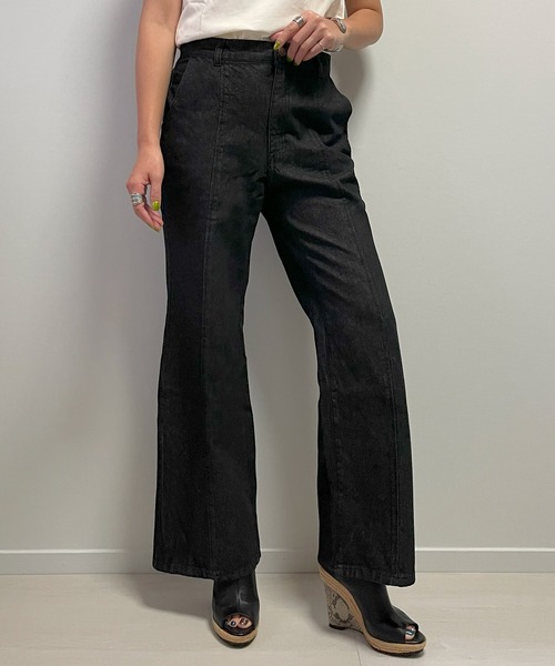 Fizz（フィズ）の「【Fizz/フィズ】　センターシームデニムパンツ（デニムパンツ・レディース・ブルー/ブラック・M/L）」の2枚目の写真