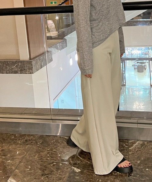 ABYS（アビス）の「【高身長向け】ワイドスラックス（スラックス・レディース・アイボリー/グレー/ブラック・MEDIUM/LARGE）」の11枚目の写真