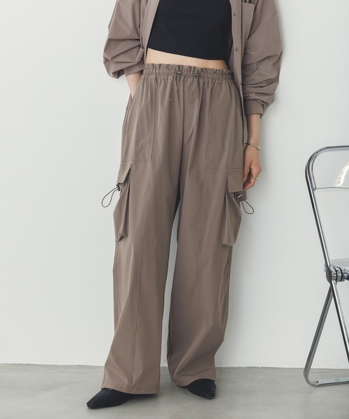 hunch（ハンチ）の「【接触冷感】パラシュートパンツ（その他パンツ・レディース・モカ/オフホワイト/ライム/ブラック・FREE）」の4枚目の写真