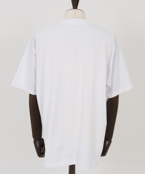 THEOREM(セオレム)の「mlt5253-Printed College Tee Tシャツ(Tシャツ/カットソー・メンズ・ブラック/ホワイト・L/XL/S/M)」の10枚目の写真