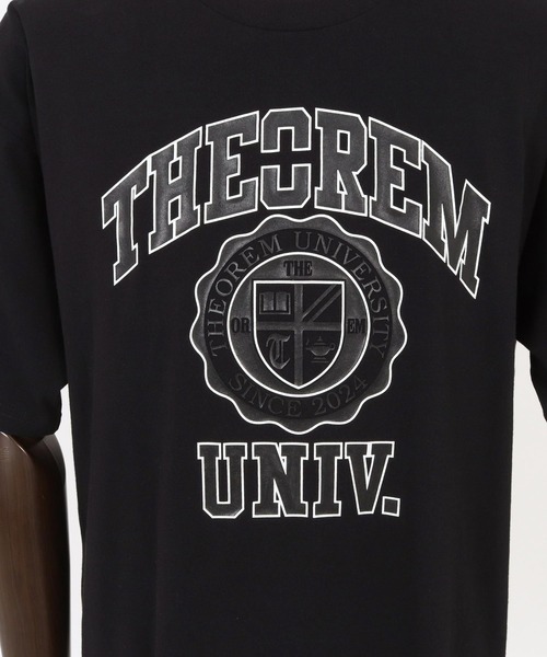 THEOREM(セオレム)の「mlt5253-Printed College Tee Tシャツ(Tシャツ/カットソー・メンズ・ブラック/ホワイト・L/XL/S/M)」の3枚目の写真