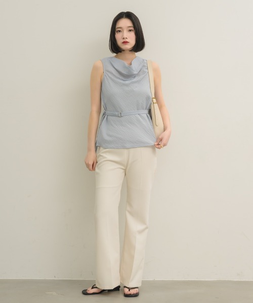 NEUNA（ヌナ）の「ワッシャードレープブラウス（シャツ/ブラウス・レディース・オフホワイト/チャコールグレー/ブルー/イエロー・FREE）」の8枚目の写真