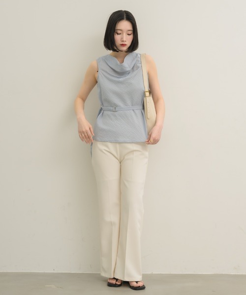 NEUNA（ヌナ）の「ワッシャードレープブラウス（シャツ/ブラウス・レディース・オフホワイト/チャコールグレー/ブルー/イエロー・FREE）」の10枚目の写真