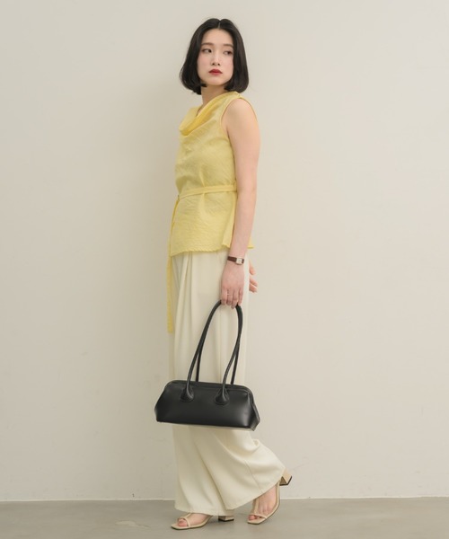 NEUNA（ヌナ）の「ワッシャードレープブラウス（シャツ/ブラウス・レディース・オフホワイト/チャコールグレー/ブルー/イエロー・FREE）」の17枚目の写真