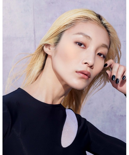 shu uemura(シュウウエムラ)の「3D チークメイト(チーク・レディース・ラベンダー ソルベ/モモ パフェ/キャラメルラテ/アンズ ゼリー・FREE)」の16枚目の写真
