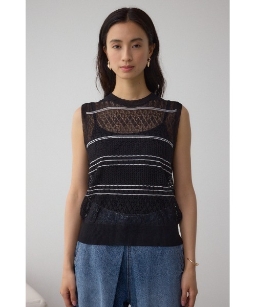 AZUL by moussy(アズールバイマウジー)の「シアークロシェニットタンクトップ(ニット/セーター・レディース・オフホワイト/ブラック・FREE)」の15枚目の写真