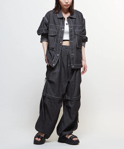 CONVERSE TOKYO（コンバーストウキョウ）の「2WAY DETACHABLE DENIM WIDE CARGO PANTS(SET UP)（デニムパンツ・レディース・ネイビー/サックスブルー/チャコールグレー・MEDIUM/SMALL）」の17枚目の写真