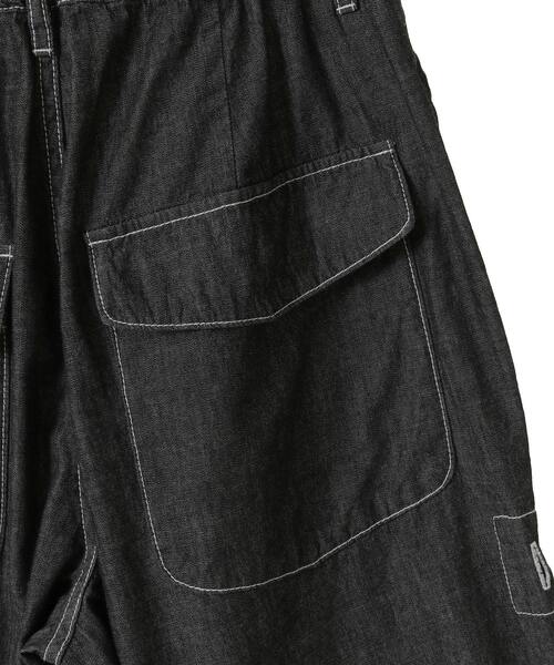 CONVERSE TOKYO（コンバーストウキョウ）の「2WAY DETACHABLE DENIM WIDE CARGO PANTS(SET UP)（デニムパンツ・レディース・ネイビー/サックスブルー/チャコールグレー・MEDIUM/SMALL）」の6枚目の写真