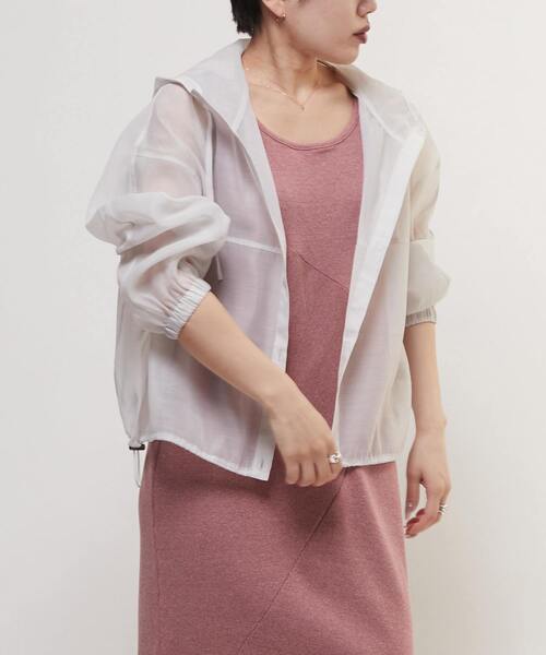 CONVERSE TOKYO（コンバーストウキョウ）の「SHEER ANORAK PULLOVER（シャツ/ブラウス・レディース・オフホワイト/グレー/レッド/ミント・FREE）」の14枚目の写真