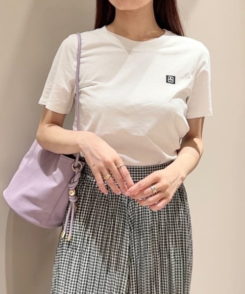 セール】SustainableワンポイントタグTシャツ（Tシャツ