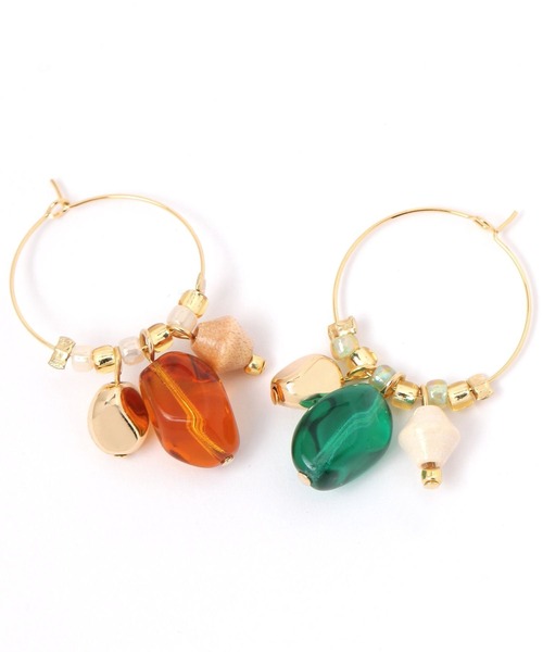 GLOBAL WORK(グローバルワーク)の「変形ガラスフープピアス/MADE IN JAPAN/496820(ピアス(両耳用)・レディース・ダークブラウン/グリーン・FREE)」の5枚目の写真