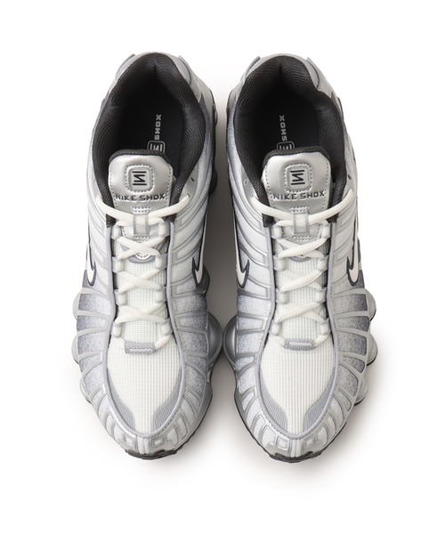NIKE(ナイキ)の「NIKE SHOX TL PRINT / ナイキ ショックス TL プリント 【SP】(スニーカー・メンズ・シルバー・23.0cm)」の2枚目の写真