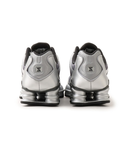 NIKE(ナイキ)の「NIKE SHOX TL PRINT / ナイキ ショックス TL プリント 【SP】(スニーカー・メンズ・シルバー・23.0cm)」の5枚目の写真