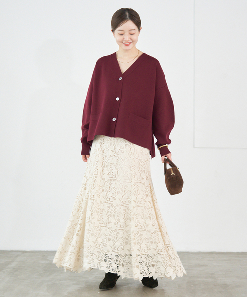 IENA(イエナ)の「《追加3》スーパーファインスムース ショートカーディガン(カーディガン/ボレロ・レディース・ボルドー/ピンク/ブラウン/ベージュ・FREE)」の10枚目の写真