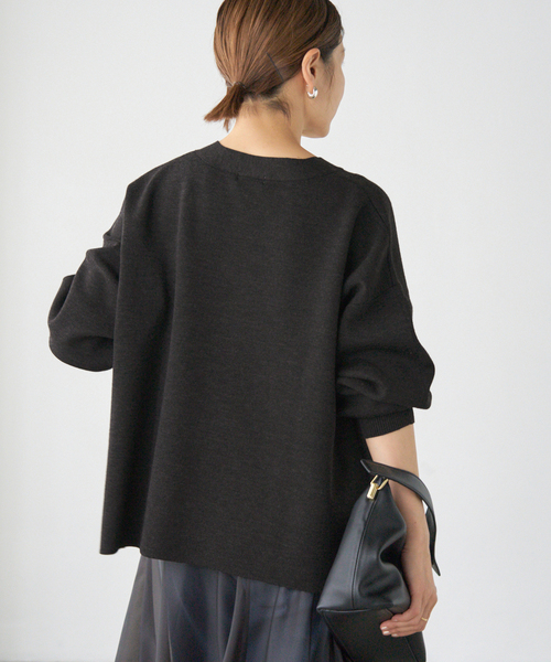 IENA(イエナ)の「《追加3》スーパーファインスムース ショートカーディガン(カーディガン/ボレロ・レディース・ボルドー/ピンク/ブラウン/ベージュ・FREE)」の20枚目の写真