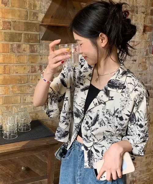 FUNdaysion(ファンデイション)の「総柄ショートシャツ(シャツ/ブラウス・レディース・アイボリー・M)」の2枚目の写真
