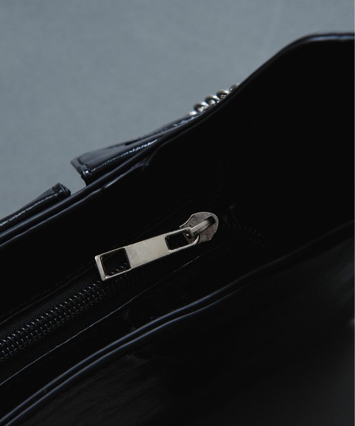 Ellno Loset（エルノロゼット）の「チェーンベルトショルダーバッグ（ショルダーバッグ・メンズ・ブラック・FREE）」の9枚目の写真