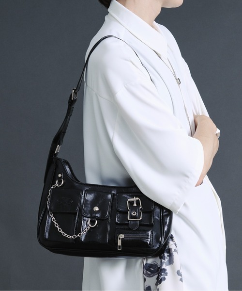 Ellno Loset（エルノロゼット）の「チェーンベルトショルダーバッグ（ショルダーバッグ・メンズ・ブラック・FREE）」の4枚目の写真