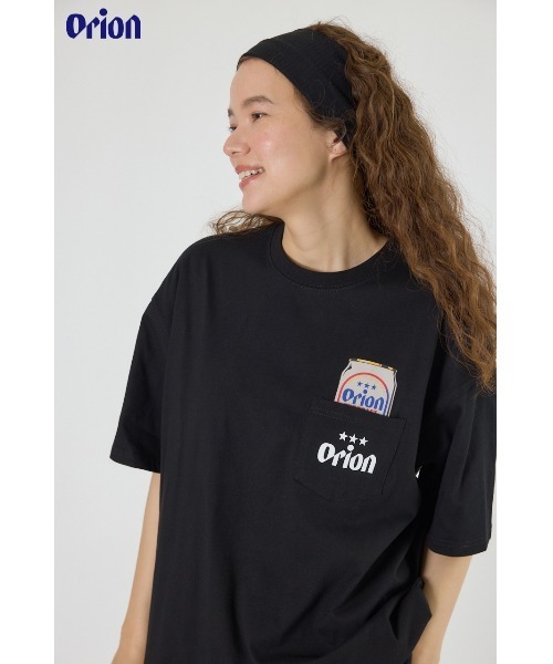 RODEO CROWNS WIDE BOWL(ロデオクラウンズワイドボウル)の「Orion BeerxRCS Pocket Beer Tシャツ(Tシャツ/カットソー・レディース・オフホワイト/ブラック/ピンク/ブルー・MEDIUM/LARGE)」の3枚目の写真