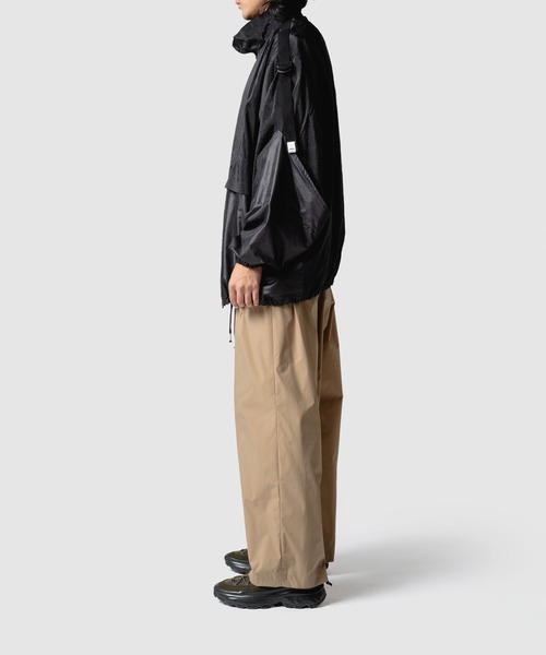 yoshiokubo（ヨシオクボ）の「yoshiokubo ヨシオクボ / MOUNTAIN SLEEVE LIGHT BL マウンテンスリーブパラシュートブルゾン / YKF25503（ブルゾン・メンズ・カーキ/ブラック・2/3）」の5枚目の写真