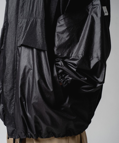 yoshiokubo（ヨシオクボ）の「yoshiokubo ヨシオクボ / MOUNTAIN SLEEVE LIGHT BL マウンテンスリーブパラシュートブルゾン / YKF25503（ブルゾン・メンズ・カーキ/ブラック・2/3）」の8枚目の写真