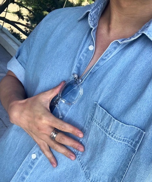 CERCA(チェルカ)の「【NOWLE】ライトオンス ポケット サマー デニム シャツ(シャツ/ブラウス・メンズ・ブルー・X-LARGE/LARGE)」の17枚目の写真