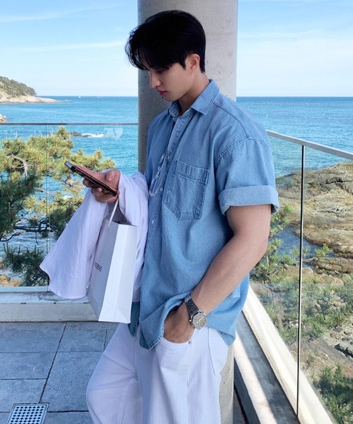 CERCA(チェルカ)の「【NOWLE】ライトオンス ポケット サマー デニム シャツ(シャツ/ブラウス・メンズ・ブルー・X-LARGE/LARGE)」の9枚目の写真