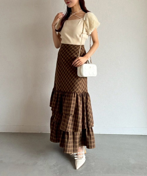 one after another NICE CLAUP（ワンアフターアナザーナイスクラップ）の「フェザードッキングニット（ニット/セーター・レディース・ブラック/アイボリー/ブルー・FREE）」の9枚目の写真