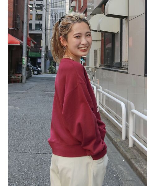 Ungrid(アングリッド)の「ヴィンテージカレッジスウェット(スウェット・レディース・チャコールグレー/ボルドー/オフホワイト/ネイビー・MEDIUM/SMALL)」の14枚目の写真