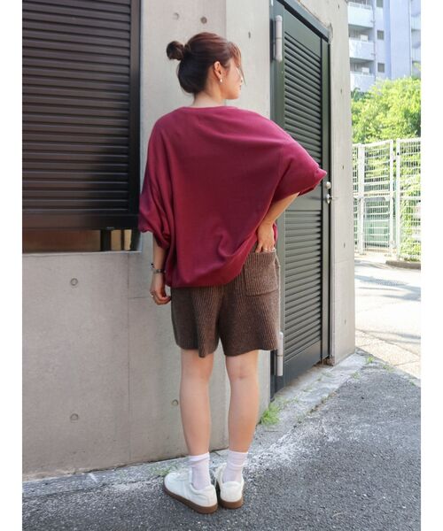 Ungrid(アングリッド)の「ヴィンテージカレッジスウェット(スウェット・レディース・チャコールグレー/ボルドー/オフホワイト/ネイビー・MEDIUM/SMALL)」の21枚目の写真