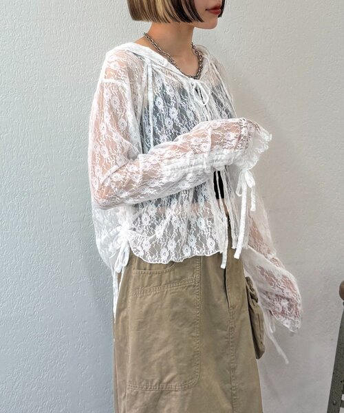 w closet（ダブルクローゼット）の「【25AW】フーディーレースシャツ（シャツ/ブラウス・レディース・オフホワイト/アイボリー/ブラック・FREE）」の10枚目の写真