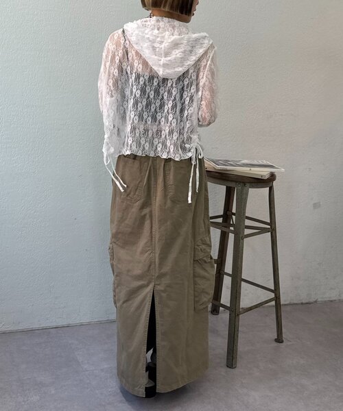 w closet（ダブルクローゼット）の「【25AW】フーディーレースシャツ（シャツ/ブラウス・レディース・オフホワイト/アイボリー/ブラック・FREE）」の22枚目の写真