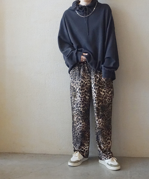 JOURNAL STANDARD LUXE(ジャーナルスタンダード ラックス)の「レオパベロアパンツ(その他パンツ・レディース・ブラウン・MEDIUM/SMALL)」の2枚目の写真