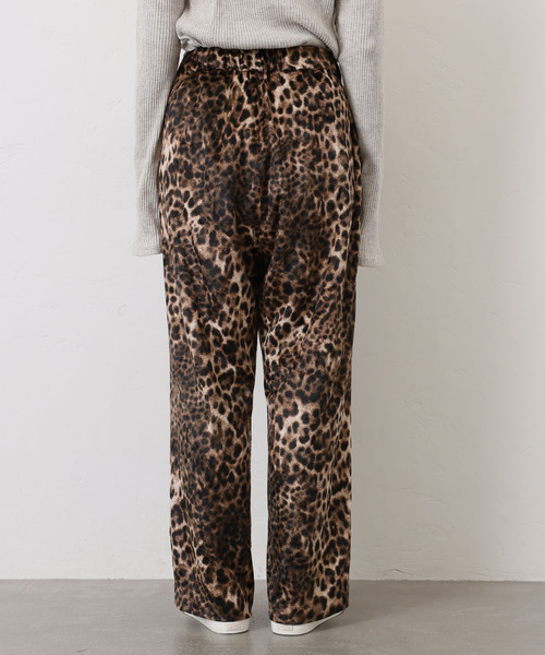 JOURNAL STANDARD LUXE(ジャーナルスタンダード ラックス)の「レオパベロアパンツ(その他パンツ・レディース・ブラウン・MEDIUM/SMALL)」の12枚目の写真
