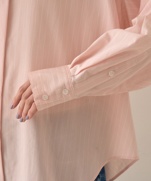 Rouge vif Anna(ルージュヴィフアンナ)の「バックドレープストライプシャツ(シャツ/ブラウス・レディース・サックスブルー/ピンク・フリー)」の8枚目の写真