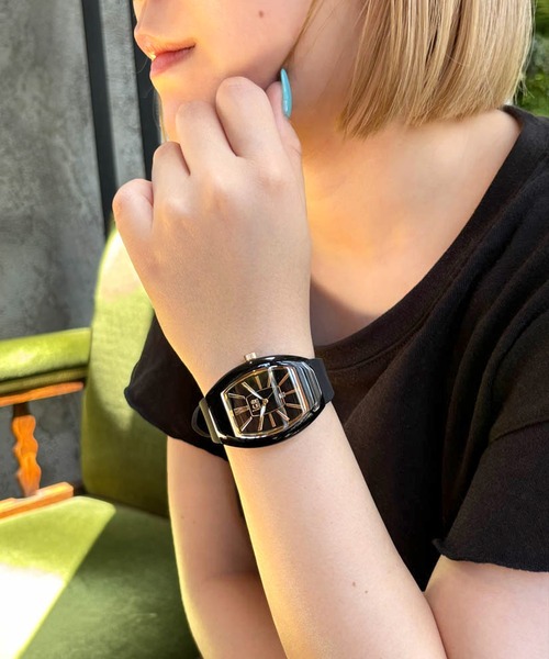 ICE WATCH(アイスウォッチ)の「「Ice-Watch アイスウォッチ」ICE boliday - アイスボリディ ドーム 全7色(アナログ腕時計・レディース・オレンジ/レインボー/ホワイト系1/ホワイト系2/ブラック系1/ブラック系2/ブラック系3・FREE)」の4枚目の写真