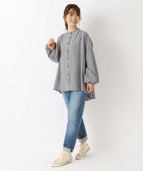 one'sterrace(ワンズテラス)の「コットン タック袖ブラウス(シャツ/ブラウス・レディース・その他/ブラック系8/アイボリー系8/ネイビー系5・02)」の6枚目の写真