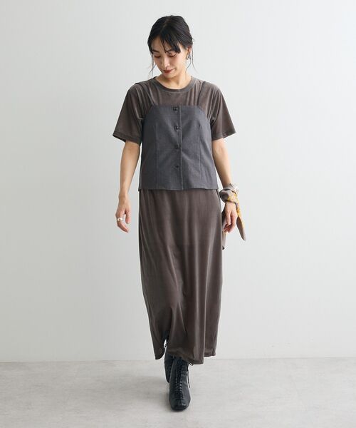 CRAFT STANDARD BOUTIQUE（クラフトスタンダードブティック）の「フロントボタンキャミビスチェ（ベスト・レディース・チャコールグレー/ブラウン・FREE）」の3枚目の写真