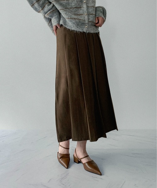 on:nue（オンニュ）の「【on:nue】[着用動画あり！/3色展開/2サイズ展開] ハイウエストプリーツスカート（スカート・レディース・ブラック/ブラウン/グレー・MEDIUM/SMALL）」の6枚目の写真