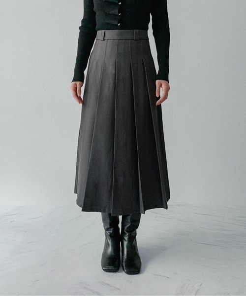 on:nue（オンニュ）の「【on:nue】[着用動画あり！/3色展開/2サイズ展開] ハイウエストプリーツスカート（スカート・レディース・ブラック/ブラウン/グレー・MEDIUM/SMALL）」の16枚目の写真