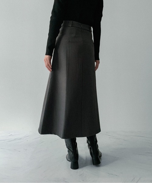 on:nue（オンニュ）の「【on:nue】[着用動画あり！/3色展開/2サイズ展開] ハイウエストプリーツスカート（スカート・レディース・ブラック/ブラウン/グレー・MEDIUM/SMALL）」の17枚目の写真