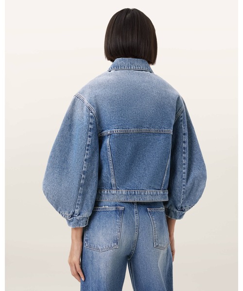 ALLSAINTS(オールセインツ)の「LUCA CROPPED DENIM JACKET | LUCA クロップド デニム ジャケット(デニムジャケット・レディース・インディゴブルー・4/6/8)」の10枚目の写真
