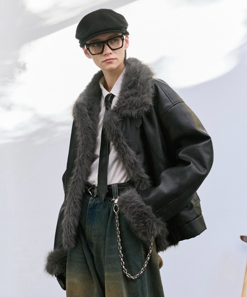 soerte（ソエルテ）の「Stand Collar Fur-Trimmed B-3 Jacket / スタンドカラーB-3ムートンジャケット（ムートンコート・メンズ・ブラック/ブラウン・1/2/3）」の13枚目の写真