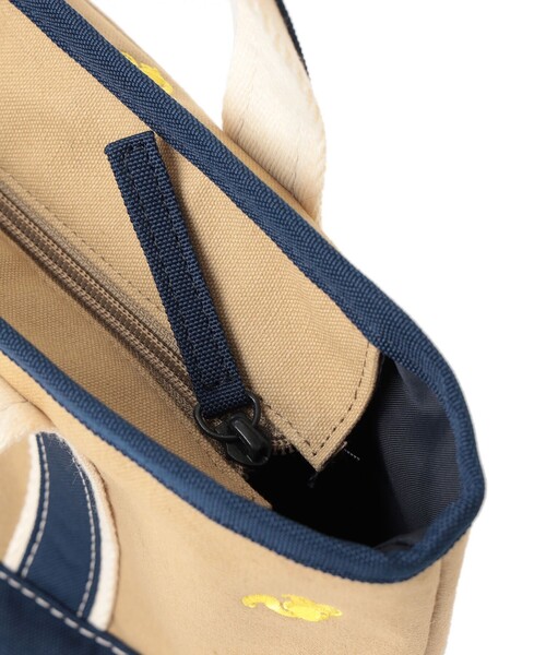 BEAMS GOLF（ビームスゴルフ）の「刺繍 総柄カートバッグ（トートバッグ・メンズ・ベージュ/ネイビー・FREE）」の19枚目の写真