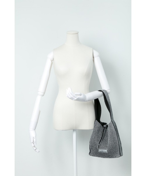LASTFRAME(ラストフレーム)の「KYOTO METALLIC REVERSIBLE TASUKI TOTE SMALL(ショルダーバッグ・レディース・グレー系その他/シルバー系その他・SMALL)」の10枚目の写真