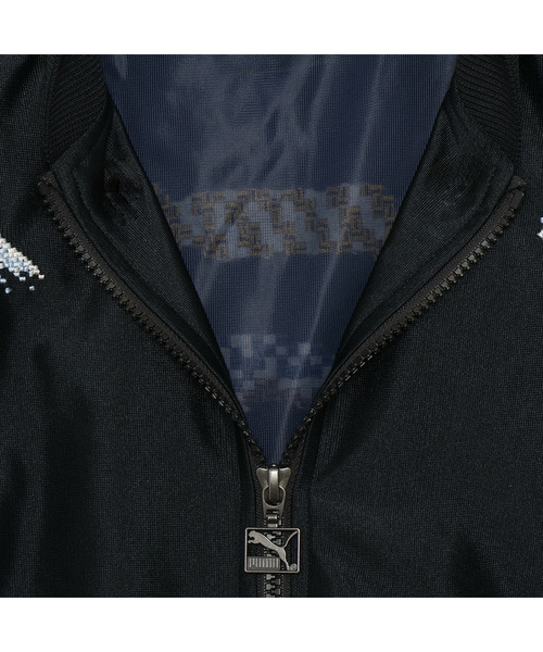 PUMA（プーマ）の「PUMA プーマ ユニセックス T7 スカ ジャケット 3 MIJ（ジャージ・メンズ・シルバー/ブラック・X-LARGE/XX-LARGE/LARGE/SMALL/MEDIUM）」の7枚目の写真