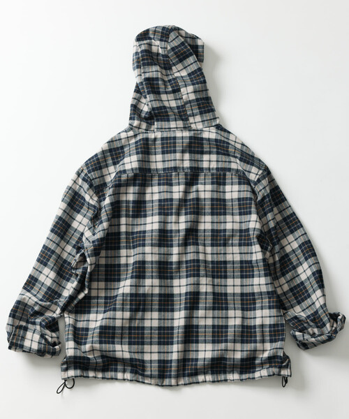 Foxfire(フォックスファイヤー)の「Foxfire/フォックスファイヤー 別注 チェックネル プルオーバーフーディーシャツ/リラックスフィット(シャツ/ブラウス・メンズ・チャコールグレー/グリーン/ネイビー・LARGE/MEDIUM)」の7枚目の写真