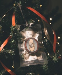 O SKIN & HAIR（オースキンアンドヘア）の「【ZOZO限定ホリデー】オー・バームオーナメント ギフト　レッド（ボディケアキット/ギフトセット）」